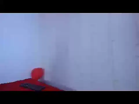 lili latina47 online show from October 27, 2025, 1:12 pm