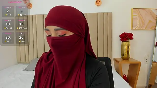 Snapshot of _alishaa_c chatting on October 21, 2025, 1:16 am alishaa c online show from October 21, 2025, 1:16 am