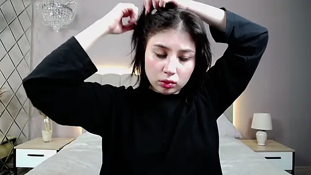 Snapshot of DianaMello chatting on November 8, 2025, 5:11 am DianaMello online show from November 8, 2025, 5:11 am