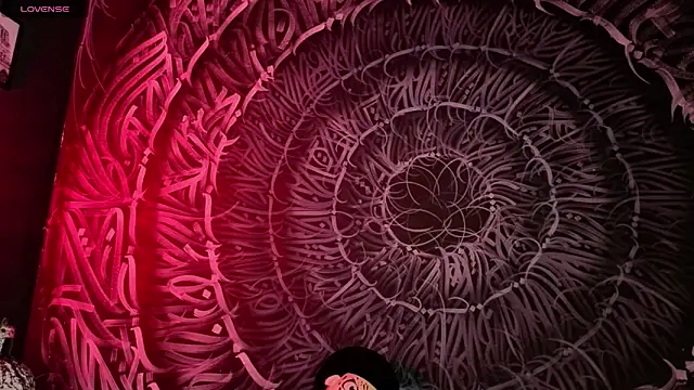 Snapshot of dahlia_darkwood chatting on November 28, 2025, 4:12 am dahlia darkwood online show from November 28, 2025, 4:12 am