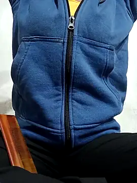 Snapshot of Hotty-romi3 chatting on November 7, 2025, 10:46 pm Hotty-romi3 online show from November 7, 2025, 10:46 pm