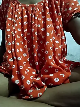 Snapshot of Hotty-romi3 chatting on October 28, 2025, 2:45 am Hotty-romi3 online show from October 28, 2025, 2:45 am