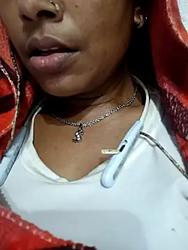 Snapshot of Hotty-romi3 chatting on November 14, 2025, 5:49 pm Hotty-romi3 online show from November 14, 2025, 5:49 pm