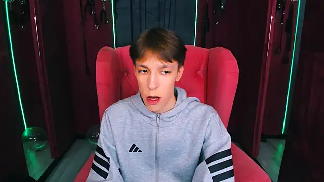 Snapshot of MarkBranston chatting on October 27, 2025, 11:00 am MarkBranston online show from October 27, 2025, 11:00 am