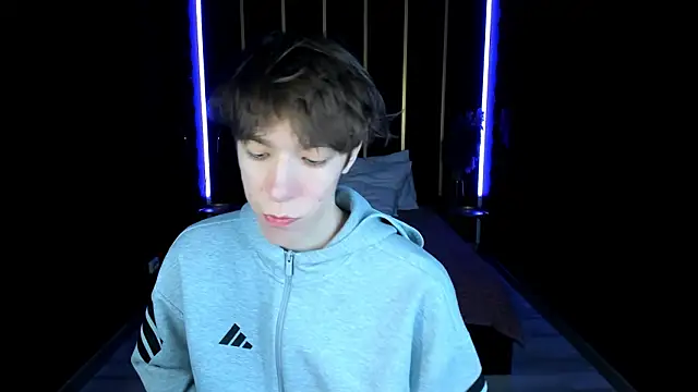 Snapshot of MarkBranston chatting on March 9, 2026, 9:46 am MarkBranston online show from March 9, 2026, 9:46 am