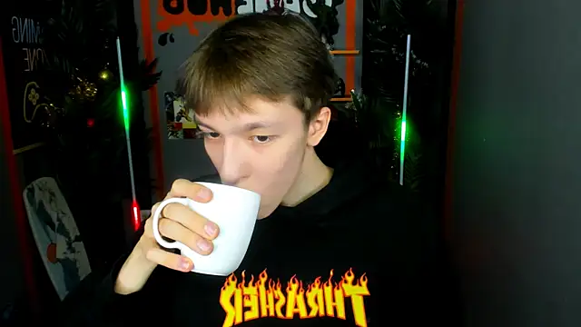 Snapshot of MarkBranston chatting on December 14, 2025, 11:05 am MarkBranston online show from December 14, 2025, 11:05 am