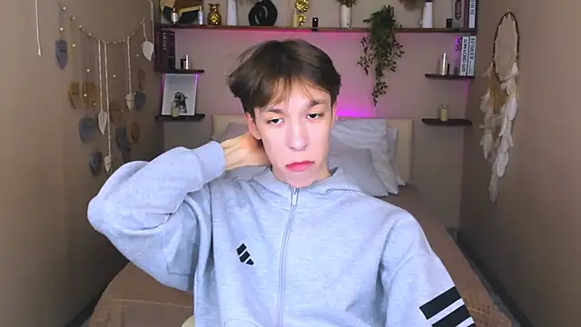 Snapshot of MarkBranston chatting on November 11, 2025, 8:58 pm MarkBranston online show from November 11, 2025, 8:58 pm