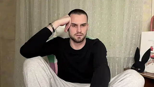 Iveraan online show from October 24, 2025, 7:02 pm