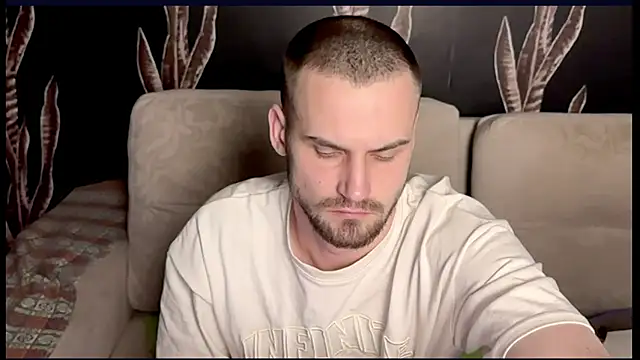 Iveraan online show from October 18, 2025, 7:05 pm