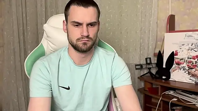 Iveraan online show from November 9, 2025, 7:07 pm