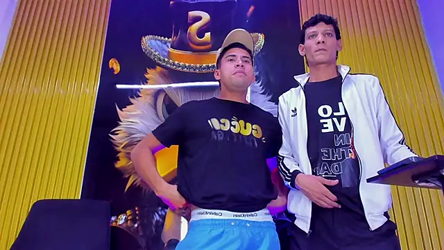 Play boys Hot2 online show from October 31, 2025, 12:02 pm