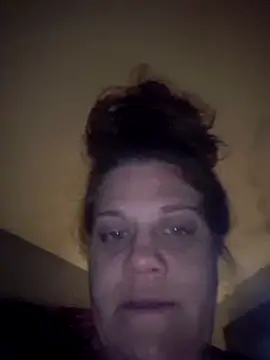 Snapshot of october1992xx chatting on October 29, 2025, 11:09 am october1992xx online show from October 29, 2025, 11:09 am