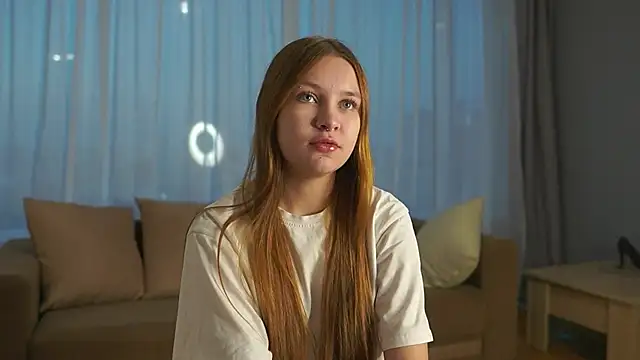 Snapshot of MarindaRuud chatting on October 12, 2025, 1:12 pm MarindaRuud online show from October 12, 2025, 1:12 pm