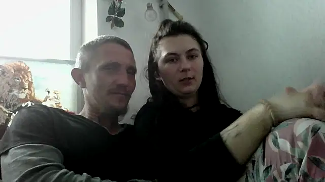 Twolatte1520 online show from May 13, 2026, 11:17 am