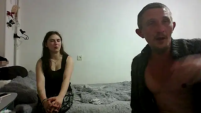 Twolatte1520 online show from May 8, 2026, 10:35 pm