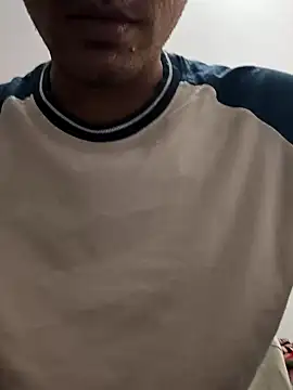 Snapshot of Dark_Chocoxxx chatting on November 10, 2025, 8:08 am Dark Chocoxxx online show from November 10, 2025, 8:08 am