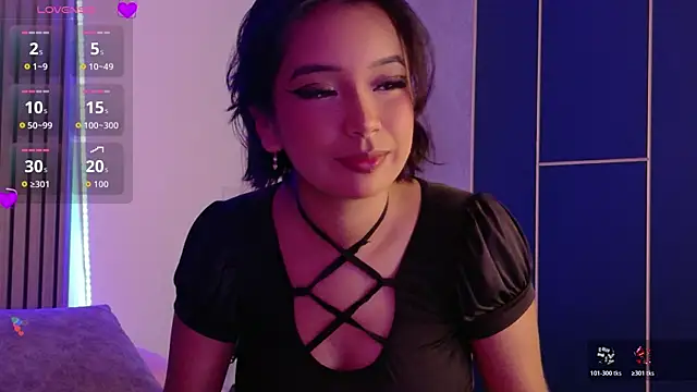 AliceJackkson online show from May 3, 2026, 12:31 pm
