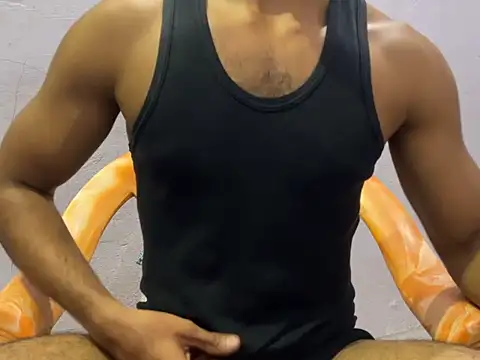 Snapshot of OooYessboyy chatting on March 27, 2026, 6:53 pm OooYessboyy online show from March 27, 2026, 6:53 pm