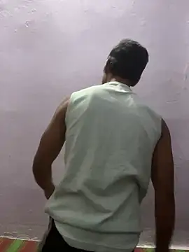 Snapshot of OooYessboyy chatting on November 13, 2025, 6:01 pm OooYessboyy online show from November 13, 2025, 6:01 pm