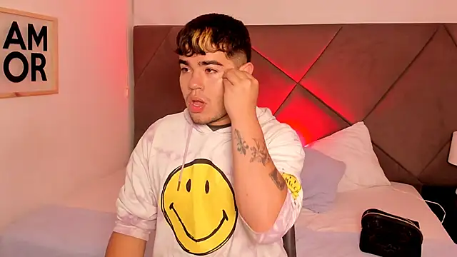 Snapshot of thiago_occonor chatting on November 5, 2025, 1:36 pm thiago occonor online show from November 5, 2025, 1:36 pm