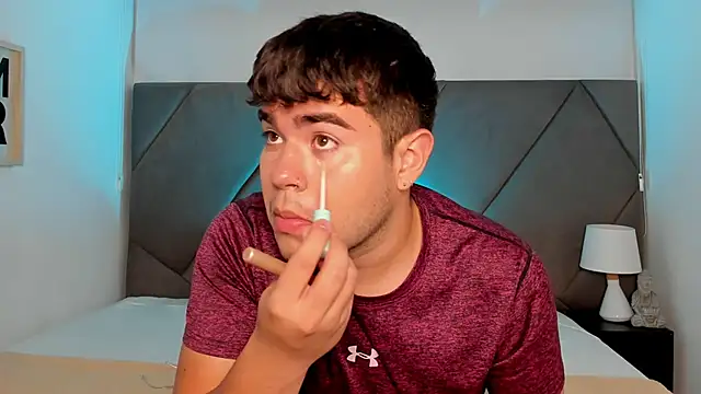 Snapshot of thiago_occonor chatting on October 27, 2025, 12:28 pm thiago occonor online show from October 27, 2025, 12:28 pm