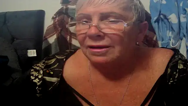 Snapshot of Playful_MILF_Demi chatting on June 25, 2026, 7:19 pm Playful MILF Demi online show from June 25, 2026, 7:19 pm