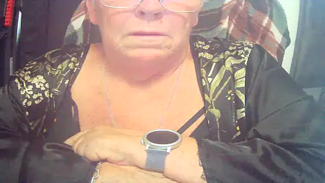 Snapshot of Playful_MILF_Demi chatting on June 24, 2026, 7:07 am Playful MILF Demi online show from June 24, 2026, 7:07 am