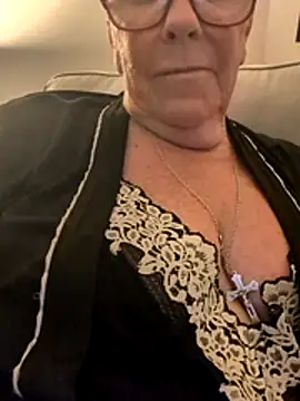 Playful MILF Demi online show from June 12, 2026, 9:56 pm