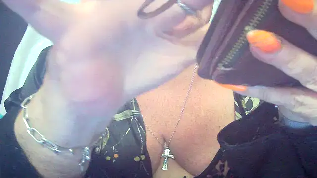 Snapshot of Playful_MILF_Demi chatting on August 5, 2026, 9:03 am Playful MILF Demi online show from August 5, 2026, 9:03 am