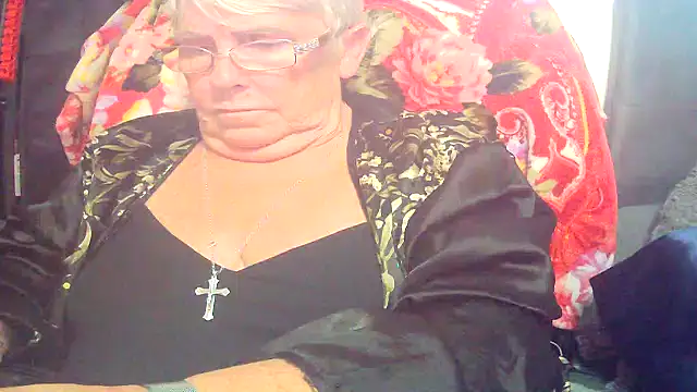 Snapshot of Playful_MILF_Demi chatting on June 24, 2026, 7:11 pm Playful MILF Demi online show from June 24, 2026, 7:11 pm