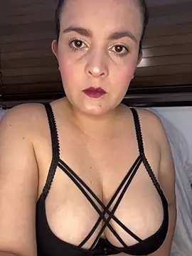 Snapshot of Anyhot_latina chatting on October 31, 2025, 1:13 am Anyhot latina online show from October 31, 2025, 1:13 am