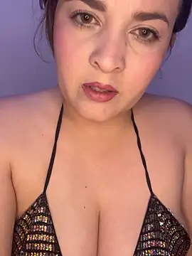 Snapshot of Anyhot_latina chatting on December 5, 2025, 3:49 am Anyhot latina online show from December 5, 2025, 3:49 am