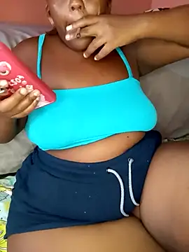 BigBootyBitch96 online show from February 6, 2026, 10:33 am