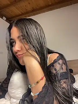 Nhefertary online show from January 14, 2026, 4:38 am