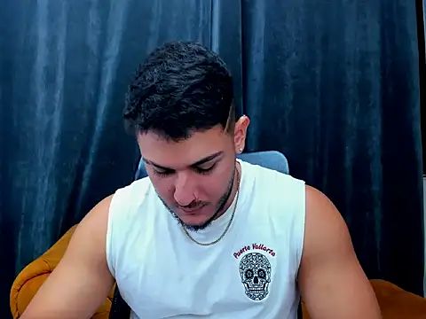 jasonshaw25 online show from December 20, 2025, 5:38 pm