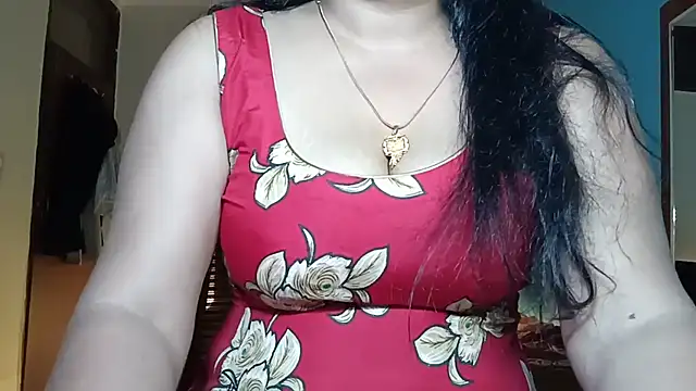 Snapshot of horny_milf_couple chatting on June 23, 2026, 6:17 pm horny milf couple online show from June 23, 2026, 6:17 pm