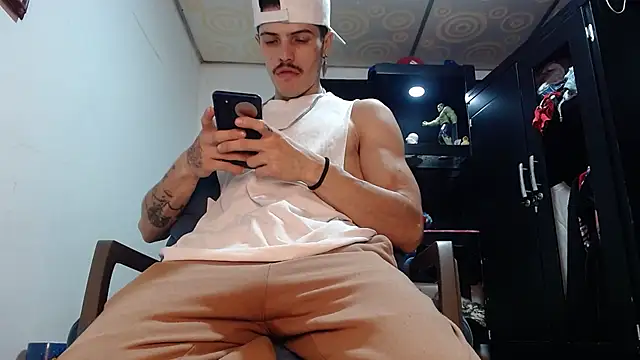 imsammytop online show from October 8, 2025, 11:05 pm