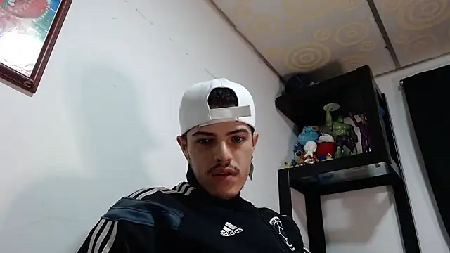 imsammytop online show from November 5, 2025, 10:18 am