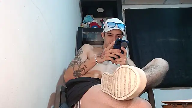 imsammytop online show from October 18, 2025, 9:17 pm