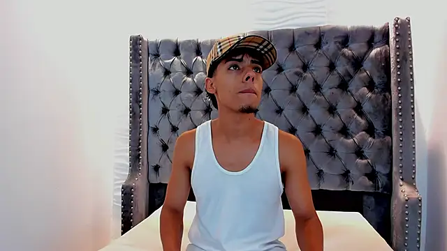 Snapshot of JACCOCK_4 chatting on November 5, 2025, 3:42 am JACCOCK 4 online show from November 5, 2025, 3:42 am