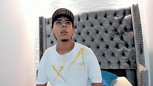 Snapshot of JACCOCK_4 chatting on November 25, 2025, 3:51 am JACCOCK 4 online show from November 25, 2025, 3:51 am