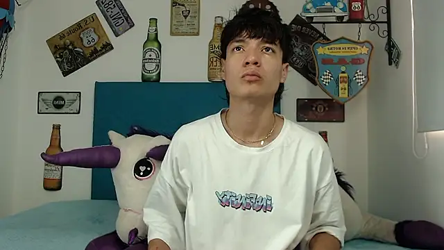 alex russo   online show from March 19, 2026, 6:41 pm