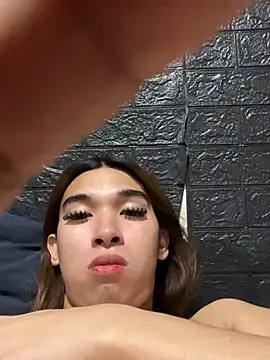 Yourdreamgoddess online show from April 13, 2026, 5:50 pm