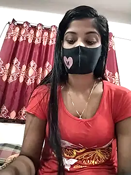 Queen-Any online show from November 24, 2025, 10:54 pm