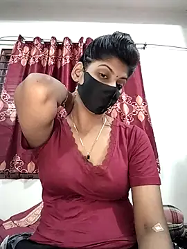 Queen-Any online show from October 11, 2025, 8:54 pm