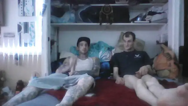 Snapshot of SWAGGDaddy93 chatting on February 15, 2026, 12:26 pm SWAGGDaddy93 online show from February 15, 2026, 12:26 pm