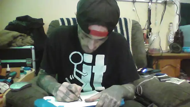 Snapshot of SWAGGDaddy93 chatting on March 24, 2026, 10:48 am SWAGGDaddy93 online show from March 24, 2026, 10:48 am