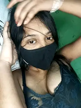 JANVI30 online show from November 11, 2025, 8:14 pm