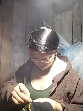 Snapshot of sumaybae chatting on November 15, 2025, 12:42 pm sumaybae online show from November 15, 2025, 12:42 pm