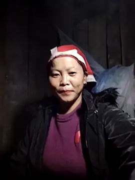 Snapshot of sumaybae chatting on November 19, 2025, 5:24 pm sumaybae online show from November 19, 2025, 5:24 pm